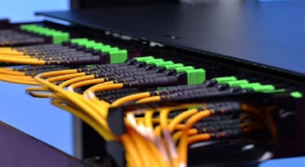 Flytoplink Launches a Full Range of High Speed Optical Transceivers for Data Center Interconnects